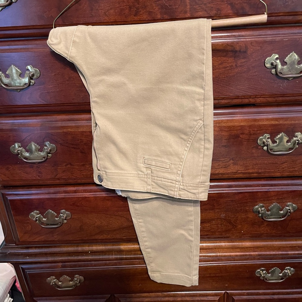 Skinny khakis.
